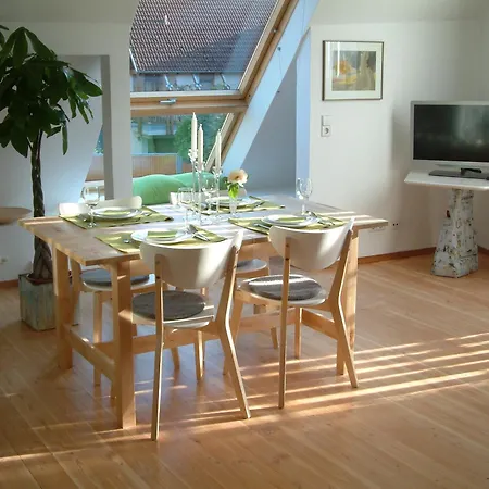 Atelierblick Im Winzerhof * Oberbergen