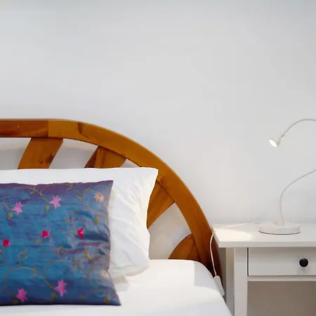 아파트 Atelierblick Im Winzerort *