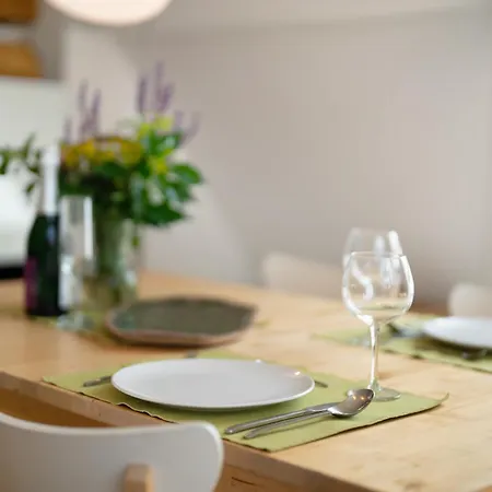Atelierblick Im Winzerort Appartement Oberbergen
