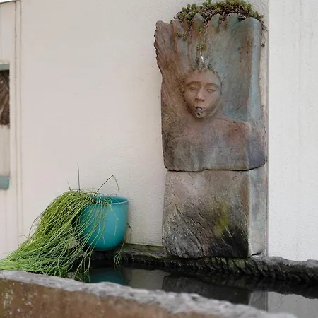 Atelierblick Im Winzerort Oberbergen