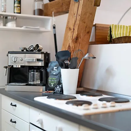 Atelierblick Im Winzerort 보츠부르크