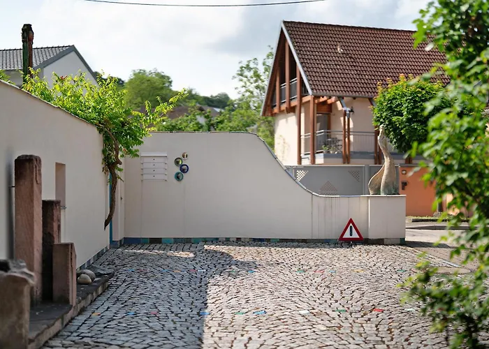 Atelierblick Im Winzerort